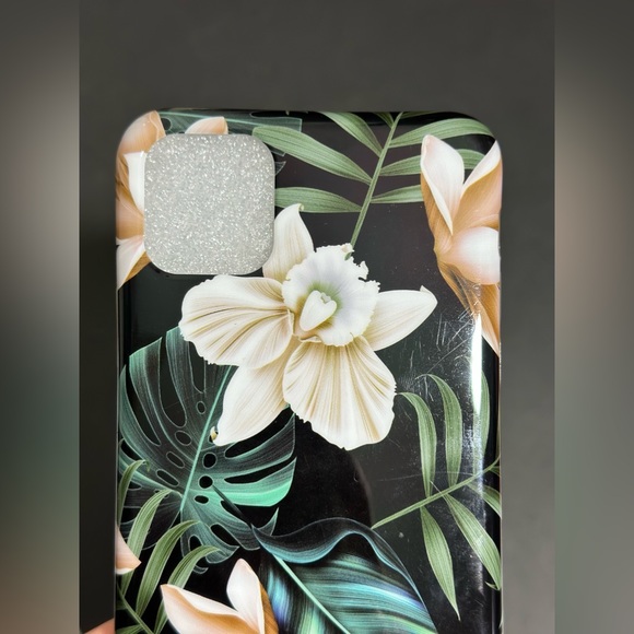 Floral Flexible iPhone 11 Pro Max Case - Picture 8 of 15